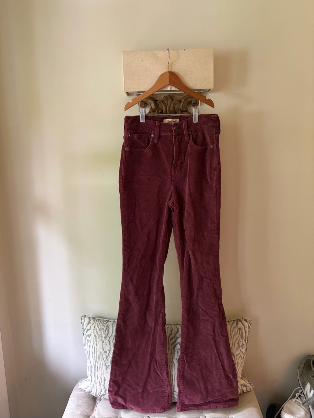 Women’s Madewell High-Rise Flared Corduroy Pants - Burgundy